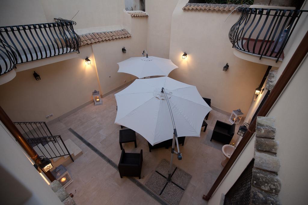 Italiana Resort Maniace Сиракузы Экстерьер фото